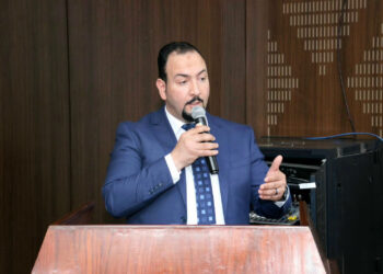 المهندس أحمد الشرقاوي أثناء كلمته في المؤتمر