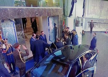 الرئيس السيسي يصل مقر حفل إفطار الأسرة المصرية وسط مشاركة كافة طوائف المجتمع
