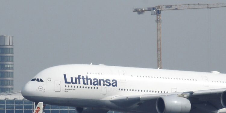 تمديد إلغاء رحلات الطيران اليومية من فرانكفورت إلى طهران لدواع أمنية حتى 13 أبريل