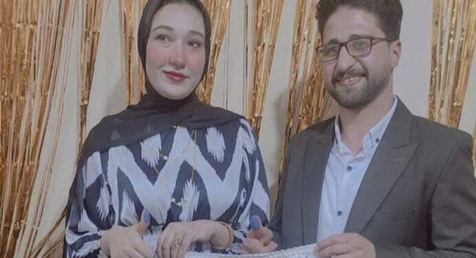 مبروك للعروسين.. موقع الصورة الحقيقية يهنئ مسعد أبو ليلة بمناسبة عقد قرانه