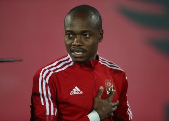 بيرسي تاو منهم.. أحمد شوبير: هناك لاعبين لا يحبون أن يتم استبدالهم أو إبقائهم على مقاعد البدلاء