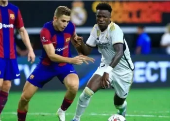 ريال مدريد وبرشلونة على رأس مباريات اليوم.. مواعيد وقنوات بث منافسات الدوريات المختلفة