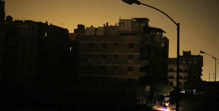 عودة انقطاع الكهرباء.. بدء العمل بخطة تخفيف الأحمال في المحافظات