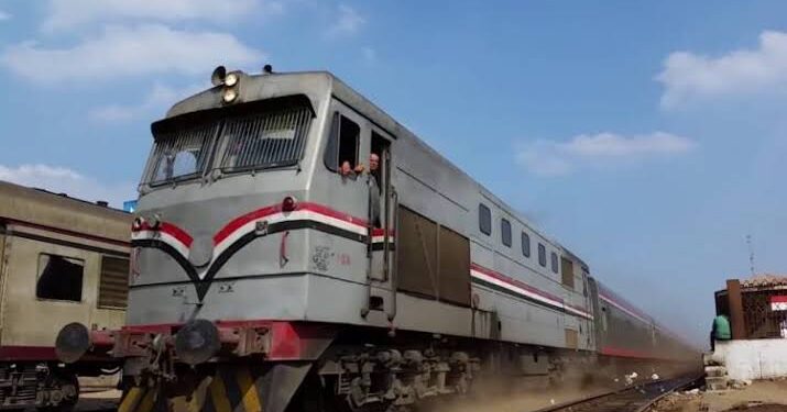 اندلاع حريق محدود في إحدى قطارات الصعيد في محطة الجيزة