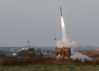 تفعيل أنظمة الدفاع الجوي الإيراني فوق مدينة تبريز