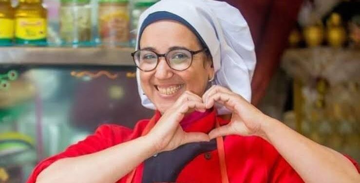 ممكن تحبها وممكن تكرهها.. الانتقادات تلاحق ماما دهب بسبب خطبها ومحاضراتها الكثيرة