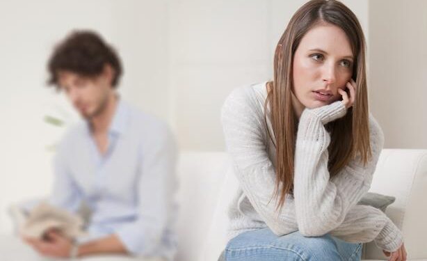 عملالي بلوك على الفيسبوك.. جمال يقيم دعوى قضائية لتطليق زوجته