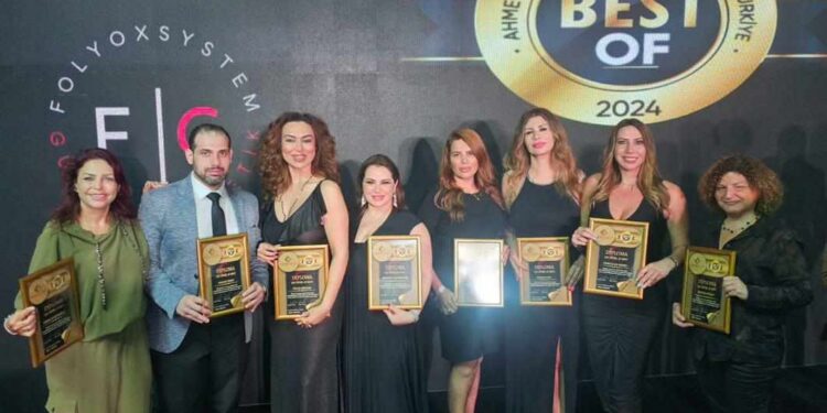 زهى قزي تخطف الأنظار في مهرجان system folyox الأفضل للعام 2024 الأضخم بتركيا