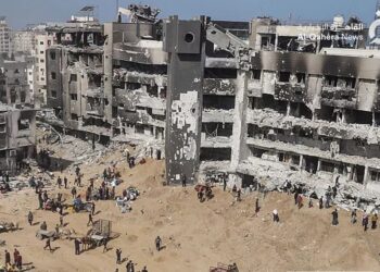 المتحدث باسم الدفاع المدني الفلسطيني: 120 شهيدا ما زالوا تحت الأنقاض في محيط مجمع الشفاء