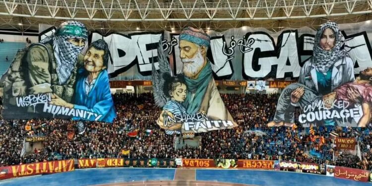 صنع في غزة.. جماهير الترجي التونسي تدعم القضية الفلسطينية في مباراة الأهلي بنهائي دوري أبطال أفريقيا