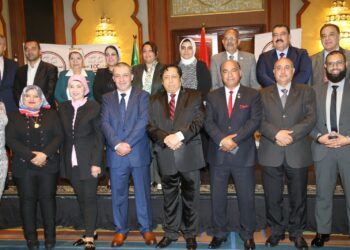 ملتقى القاهرة الدولي للريادة والاستثمار يكرم النواب غادة عجمى وفايز أبو حرب وشخصيات سياسية وفنية