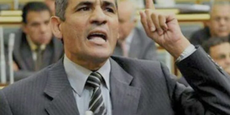 نقل النائب عبد العليم داود للمستشفى بعد أزمة صحية عقب انتهاء جلسة البرلمان 