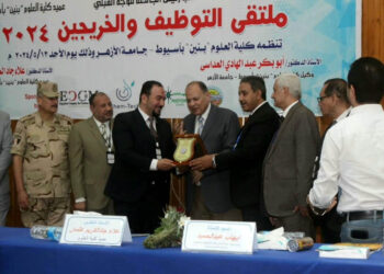 مشاركة فعالة لمصنع كيم تك للأجهزة العلمية في “علوم الأزهر بأسيوط” و”فاروس” و”طنطا” و”طيبة التكنولوجية”