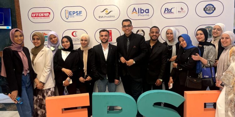ضم 700 طالب وطالبة.. الاتحاد المصري لطلاب الصيدلة EPSF يناقش تطوير المهنة خلال المؤتمر الصحفي الثالث