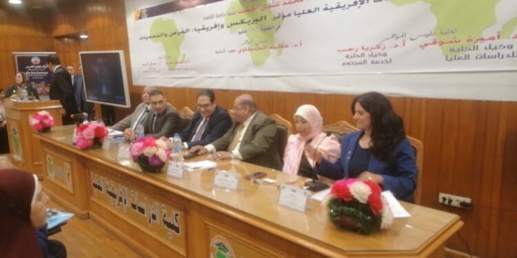 انطلاق مؤتمر “الدراسات الأفريقية العليا” السنوي بعنوان: “البريكس وأفريقيا: الفرص والتحديات”