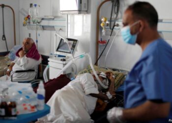 نقابة الأطباء: تخصيص المستشفيات الحكومية سيؤدي لعورا مجتمعي كبير