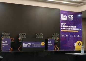 بعد قليل.. انطلاق فعاليات النسخة الثالثة من مؤتمر الاتحاد المصري لطلاب الصيدلة في مصر (EPSF)