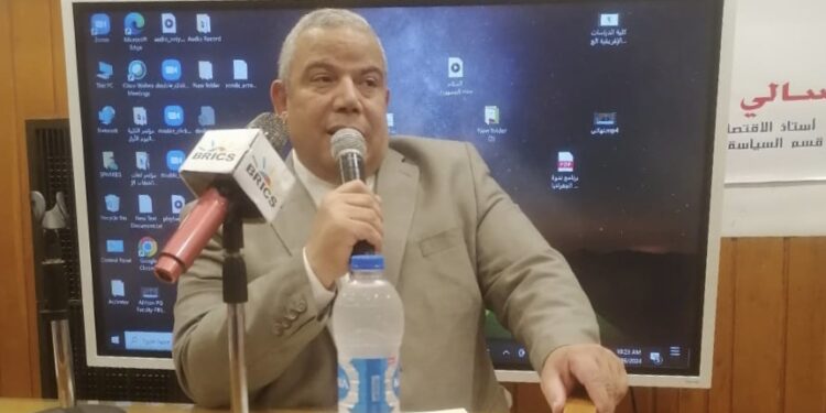 عميد الدراسات الأفريقية العليا: تكتل البريكس بالغ الأهمية لتعزيز الاقتصاد العالمي