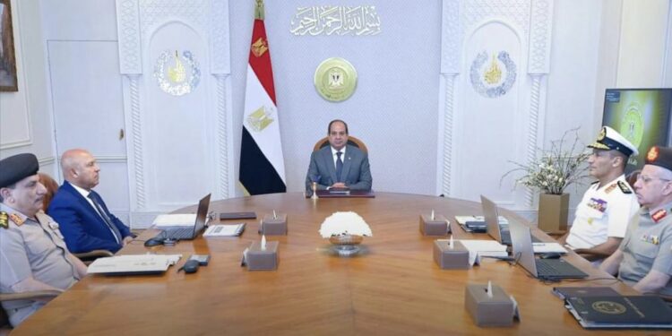 الرئيس السيسي يوجه بمواصلة العمل الجاري في تطوير شبكة الموانئ المصرية