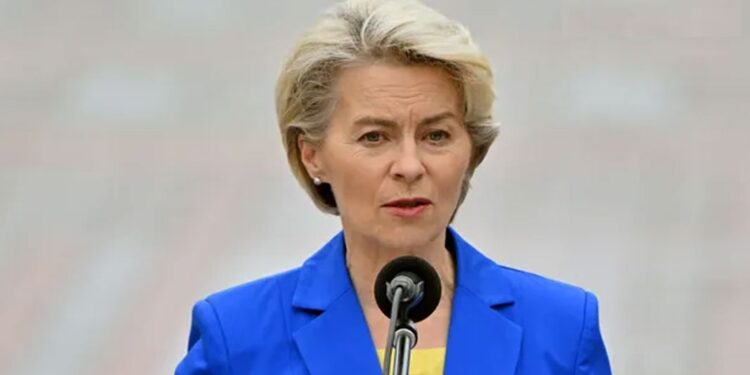 رئيسة المفوضية الأوروبية تعلن عن دعم لبنان بمليار يورو لمواجهة التحديات