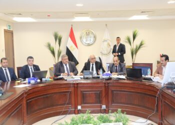 لا تهاون في الغش.. وزير التعليم يتابع سير امتحانات الدبلومات الفنية من العاصمة الإدارية الجديدة