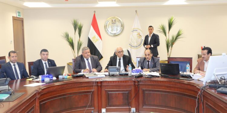 لا تهاون في الغش.. وزير التعليم يتابع سير امتحانات الدبلومات الفنية من العاصمة الإدارية الجديدة