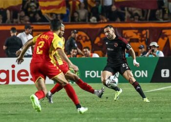 صدمة.. إصابة علي معلول قد تبعده عن المشاركة في لقاء العودة بين الأهلي والترجي في القاهرة 