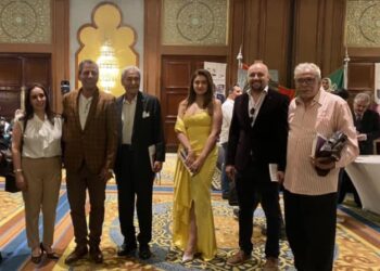 بحضور كوكبة من النجوم.. انطلاق معرض”انسنة الرؤية” للفنانة نشوى عمران