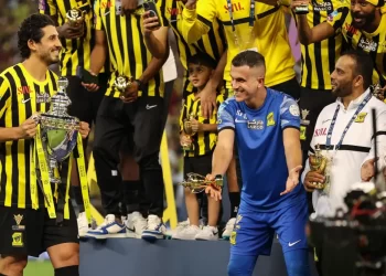 هل يغادر أحمد حجازي عن صفوف الاتحاد السعودي؟