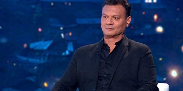 أمن الجيزة يضبط الفنان عباس أبو الحسن.. صدم سيدتين بسيارته في الشيخ زايد