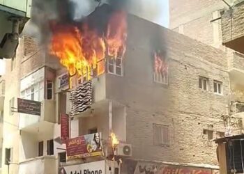 اندلاع حريق هائل في إحدى المنازل بـ شارع الصحافة