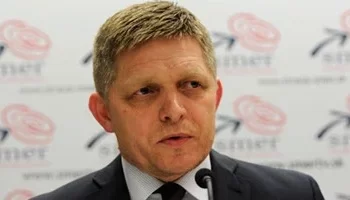 إصابة رئيس وزراء سلوفاكيا بـ 4 رصاصات في محاولة اغتيال اليوم.. تفاصيل