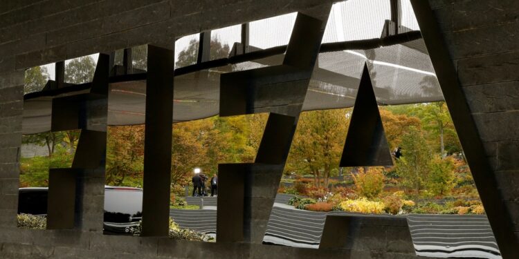 تفاصيل رسالة تهديد وصلت “فيفا” بسبب كأس العالم للأندية 2025