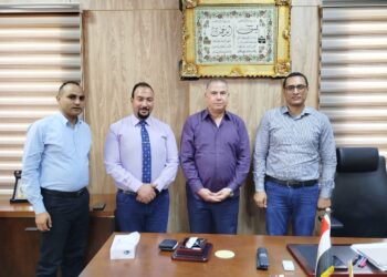 رئيس جامعة سمنود التكنولوجية يستقبل رئيس مصنع كيم تك للأجهزة العلمية والمعملية الكيماويات