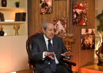 منير فخري عبدالنور يكشف تفاصيل لقائه مع الفريق أحمد شفيق لقبول منصب وزير السياحة في 2011 وكواليس المواجهة النارية بين الإخوان وحكومة الجنزوري