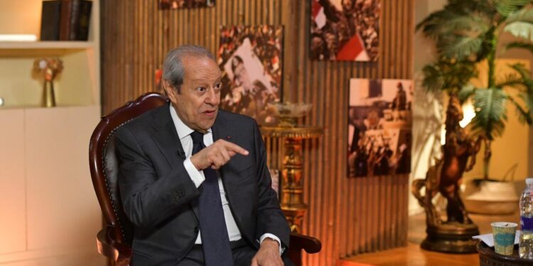 منير فخري عبد النور: المعارضة سهلة والحكم صعب جدًا