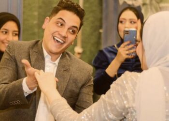 مبروك للعروسين.. موقع الصورة الحقيقية يهنئ أحمد الصغير وسارة طارق بعقد قرانهما