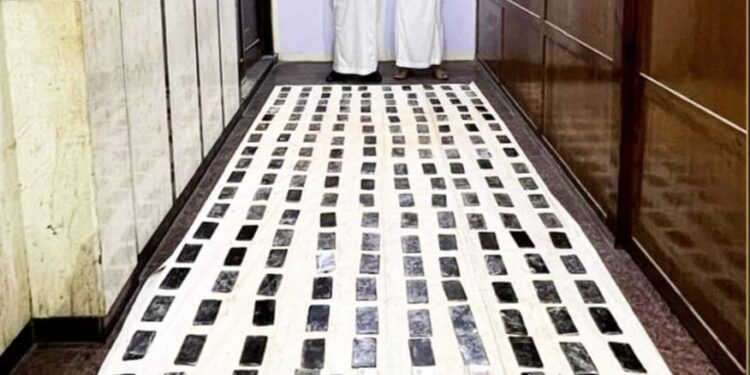 قيمتها 1.5 مليون جنيه تقريبا.. ضبط عنصرين إجراميين في الإسكندرية وبحوزتهما كمية كبيرة من المخدرات