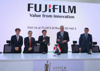 لتعزيز قطاع الرعاية الصحية.. فوجي فيلم توقع مذكرة تفاهم مع الهيئة المصرية للشراء الموحد 