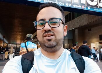 وسيم إمام في روما لافتتاح معرضة الفردي سيمفونية المتضرعات