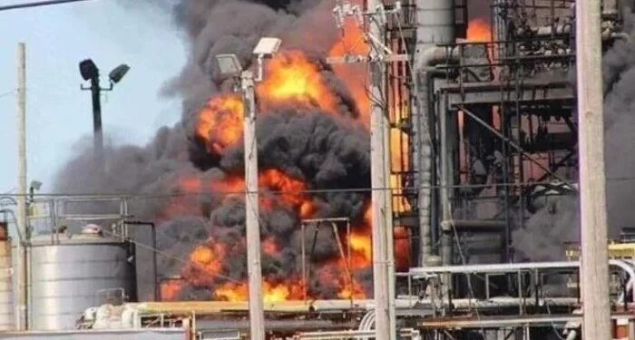 إصابة 8 في حريق هائل داخل مصفاة للنفط في أربيل بـ كردستان