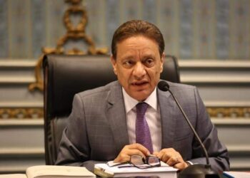 كرم جبر: مفيش منصة للتجارة الإلكترونية هتشتغل في مصر إلا بترخيص