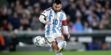 هل يُشارك ميسي مع الأرجنتين في دورة الألعاب الأولمبية باريس 2024
