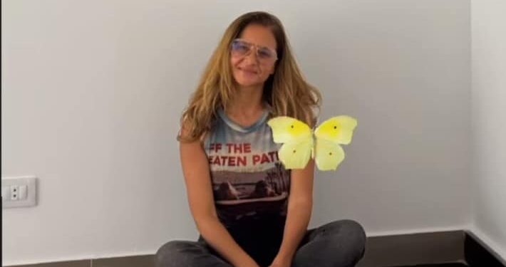 أول ظهور لـ نيللي كريم رفقة ابنها يوسف بعد طلاقها من هشام عاشور