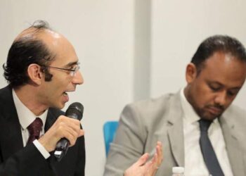 الحوار الوطني.. محمد عبد العزيز يطالب بإيجاد بدائل لـ الحبس الاحتياطي