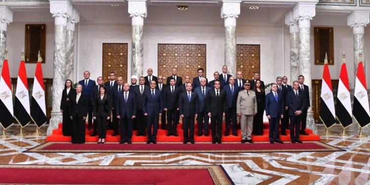 الدكتور محمد عبد اللطيف يُؤدي اليمين الدُستورية وزيرًا للتربية والتعليم والتعليم الفنى