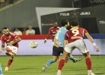 شاهد بث مباشر مباراة الأهلي ضد بيراميدز في الدوري المصري الممتاز