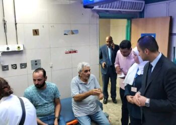 نائب وزير الصحة يطال بالتحقيق مع المتسببين في تأخير تقديم الخدمات للمرضى بمستشفى مدينة نصر للتأمين الصحي