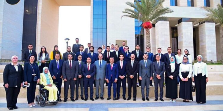 تحت عنوان” طموحات وتجارب”.. وزارة الشئون النيابية تعقد لقاءًا تفاعليًا مع الشباب تزامنًا مع يومهم العالمي