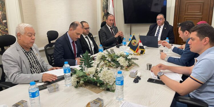 الأمانة المركزية للاتصال السياسي والعلاقات الحكومية بـ حماة الوطن تعقد اجتماعاً تنظيمياً.. تفاصيل